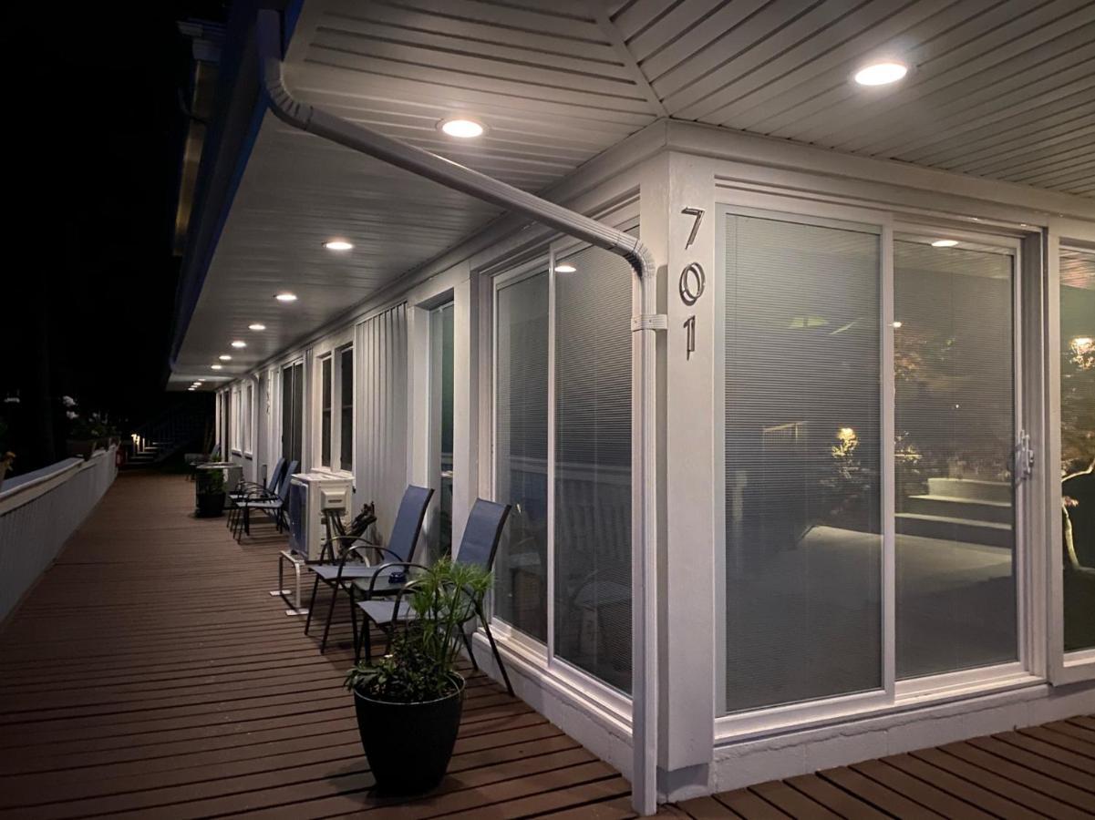 Holiday Hill Resort Saugatuck Exterior foto