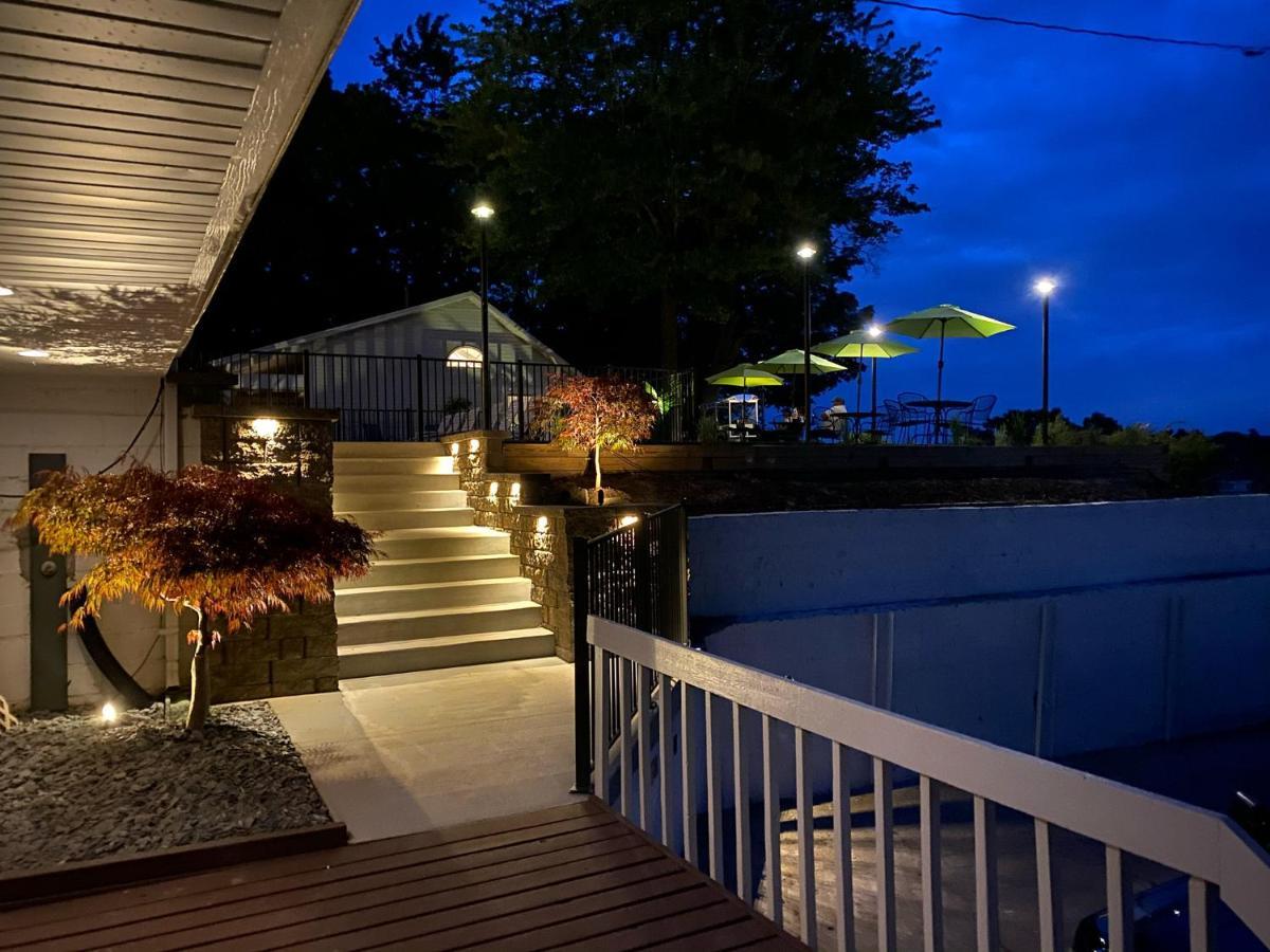 Holiday Hill Resort Saugatuck Exterior foto