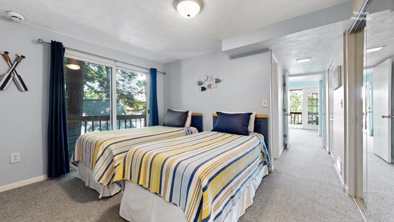 Holiday Hill Resort Saugatuck Exterior foto
